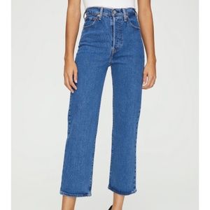 Levi's Ribcage Straight Ankle Size 27*